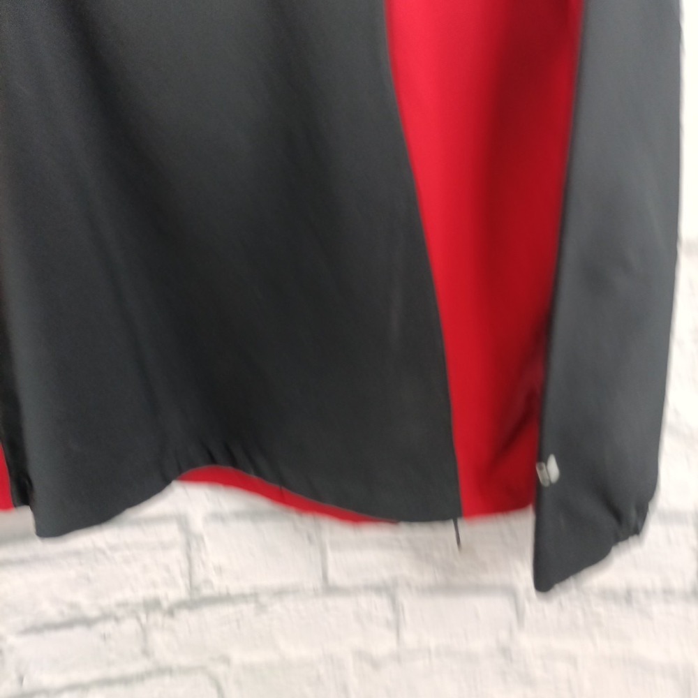 SOUTHAMPTON TRAINING FOOTBALL Umbro 1/4 ZIP TOP - Medium - Picture 3 of 6